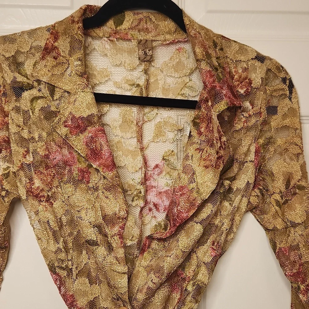Do & Be Clothing Women's Yellow Gold/Pink Appliqued Floral Lace Jacket Size S - Picture 3 of 13